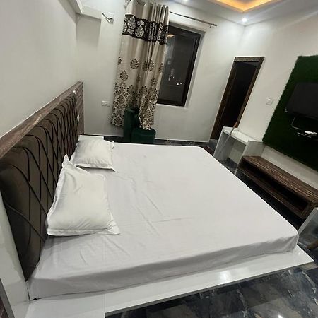Hotel Jai Mata Chintpurni Family Hotel Bharwain المظهر الخارجي الصورة